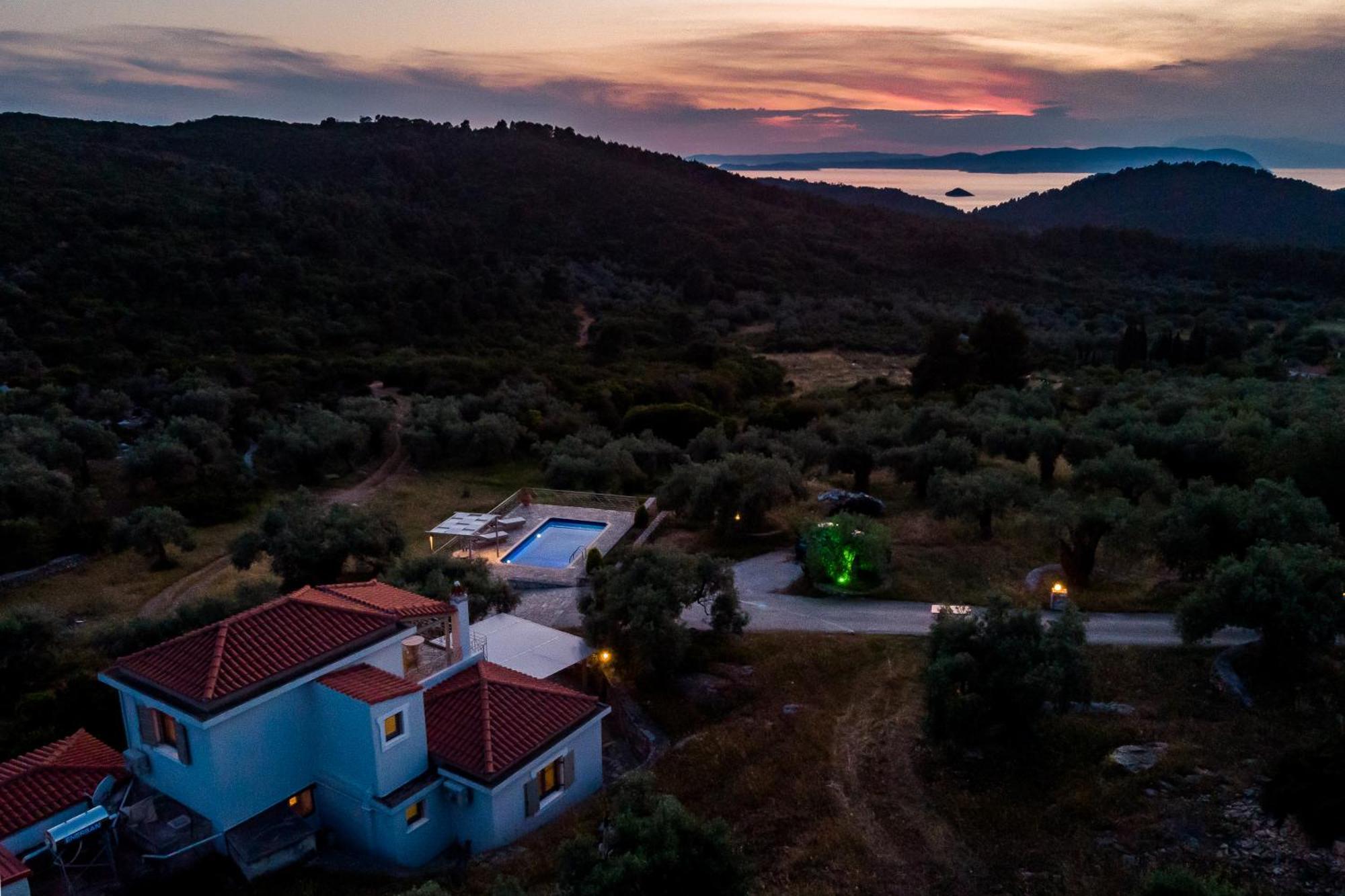 Villa Nektaria Alikias エクステリア 写真